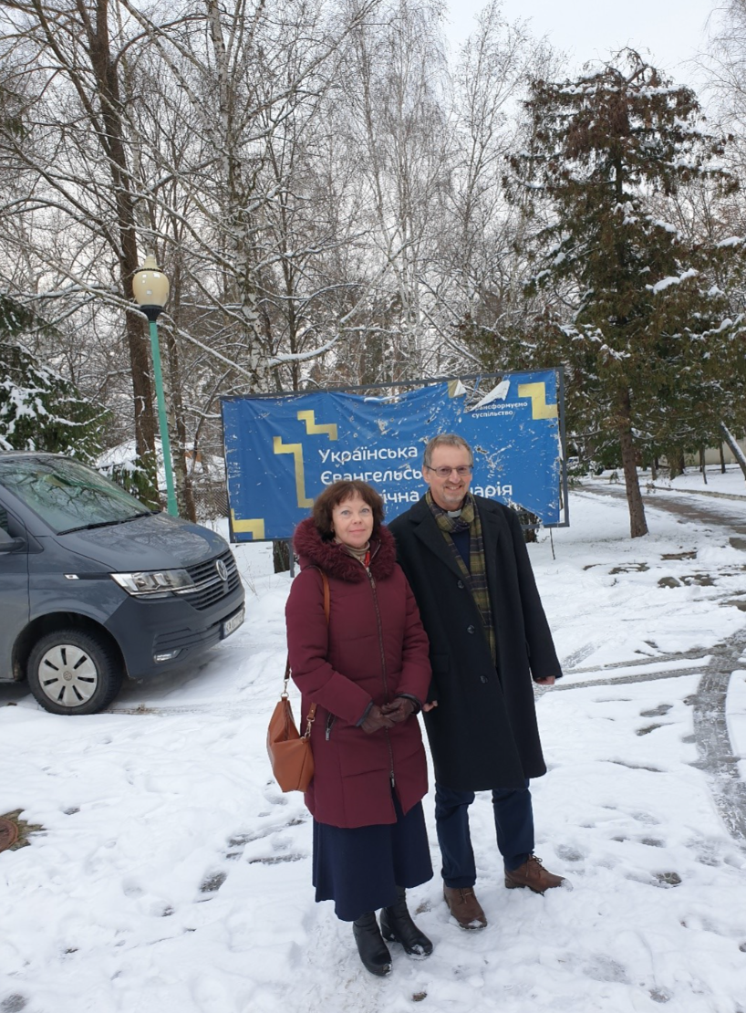 Bishop Robert and Christina Laschenko.