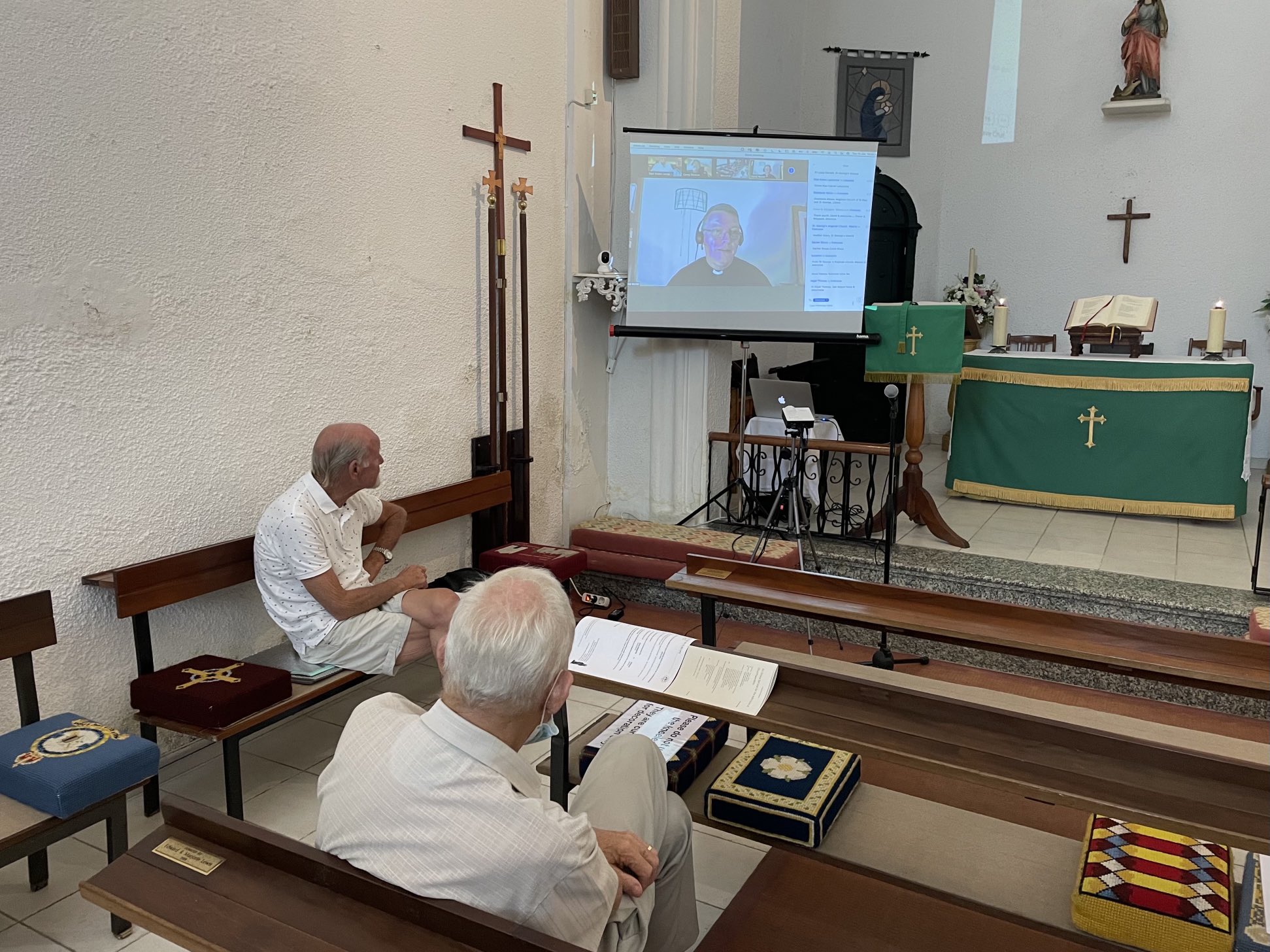 Churchwardens in Menoca.