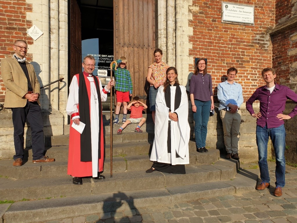 Bishop Robert and Dr Catriona Laing