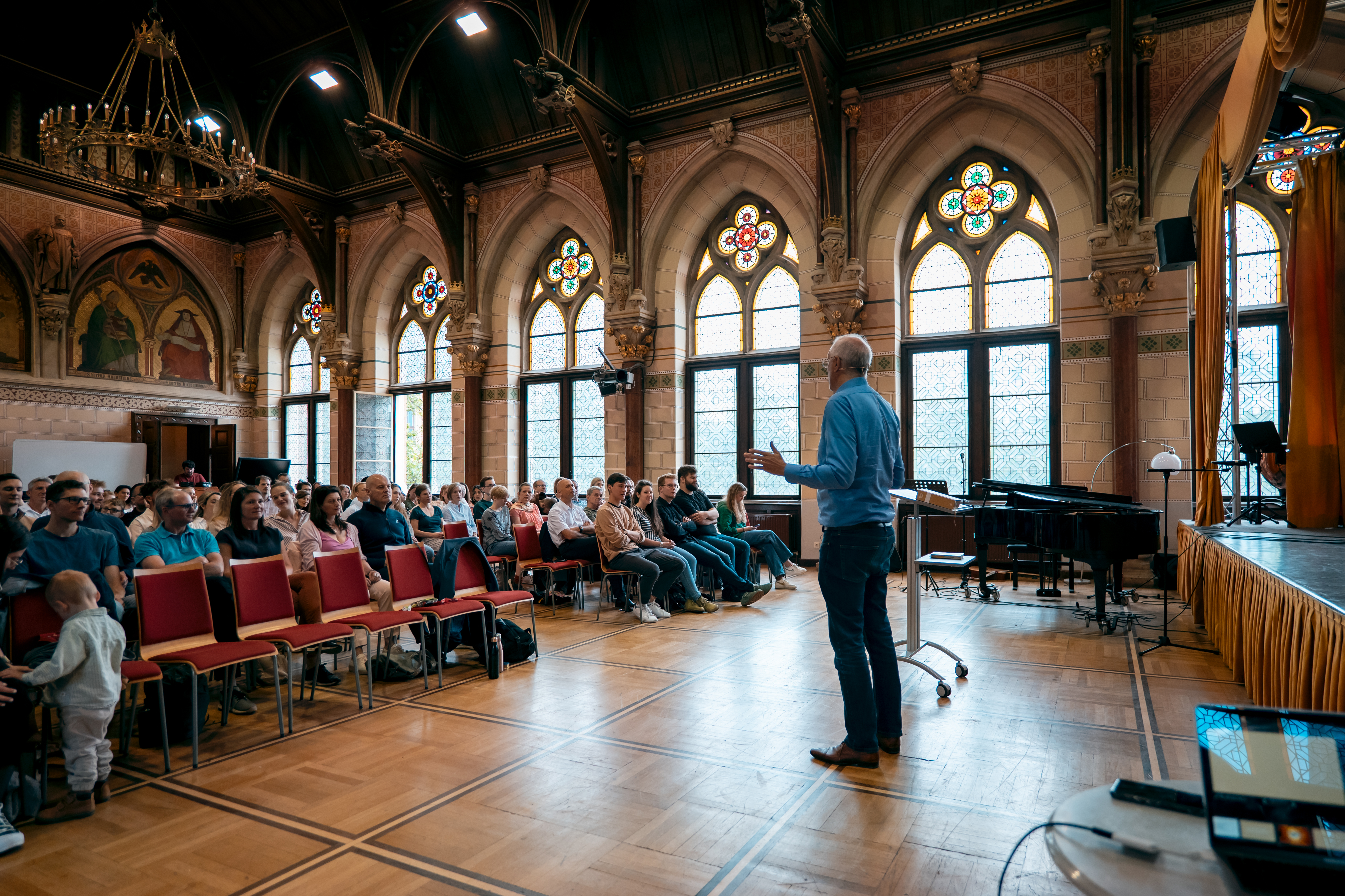 A Sunday service at CityKirche Vienna