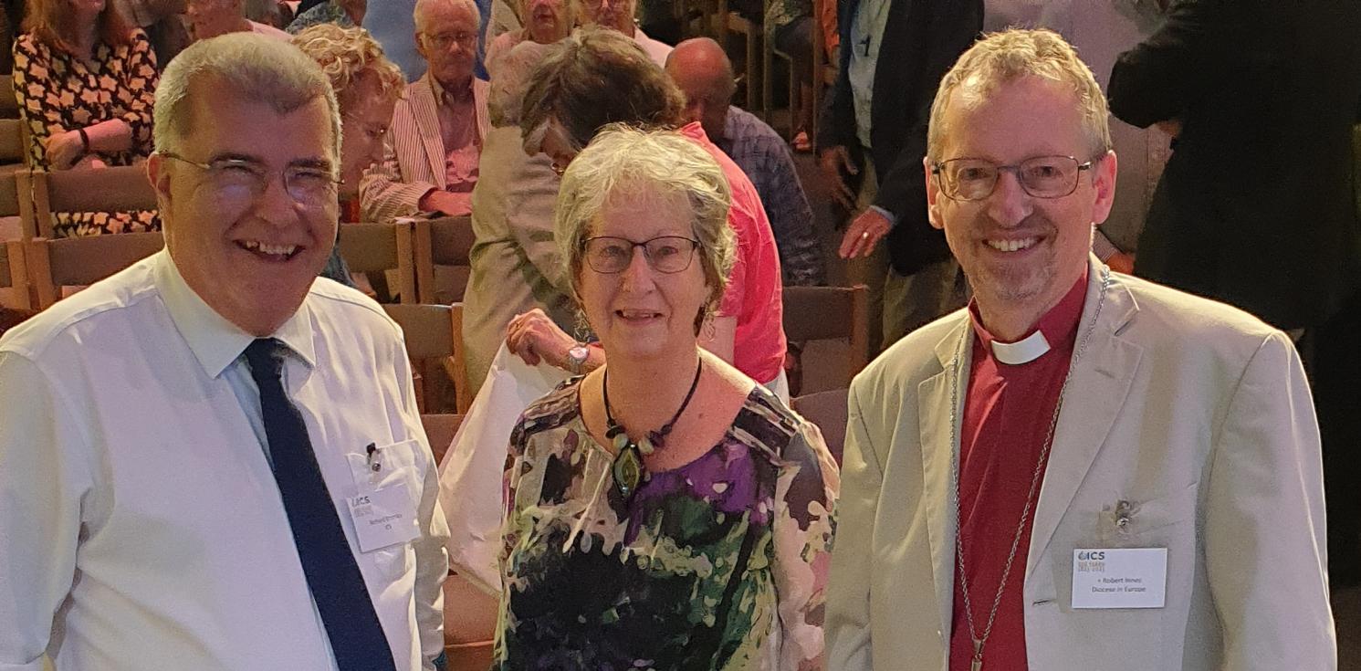 Bishop Robert joins ICS to cut their birthday cake to celebrate 200 years of ICS