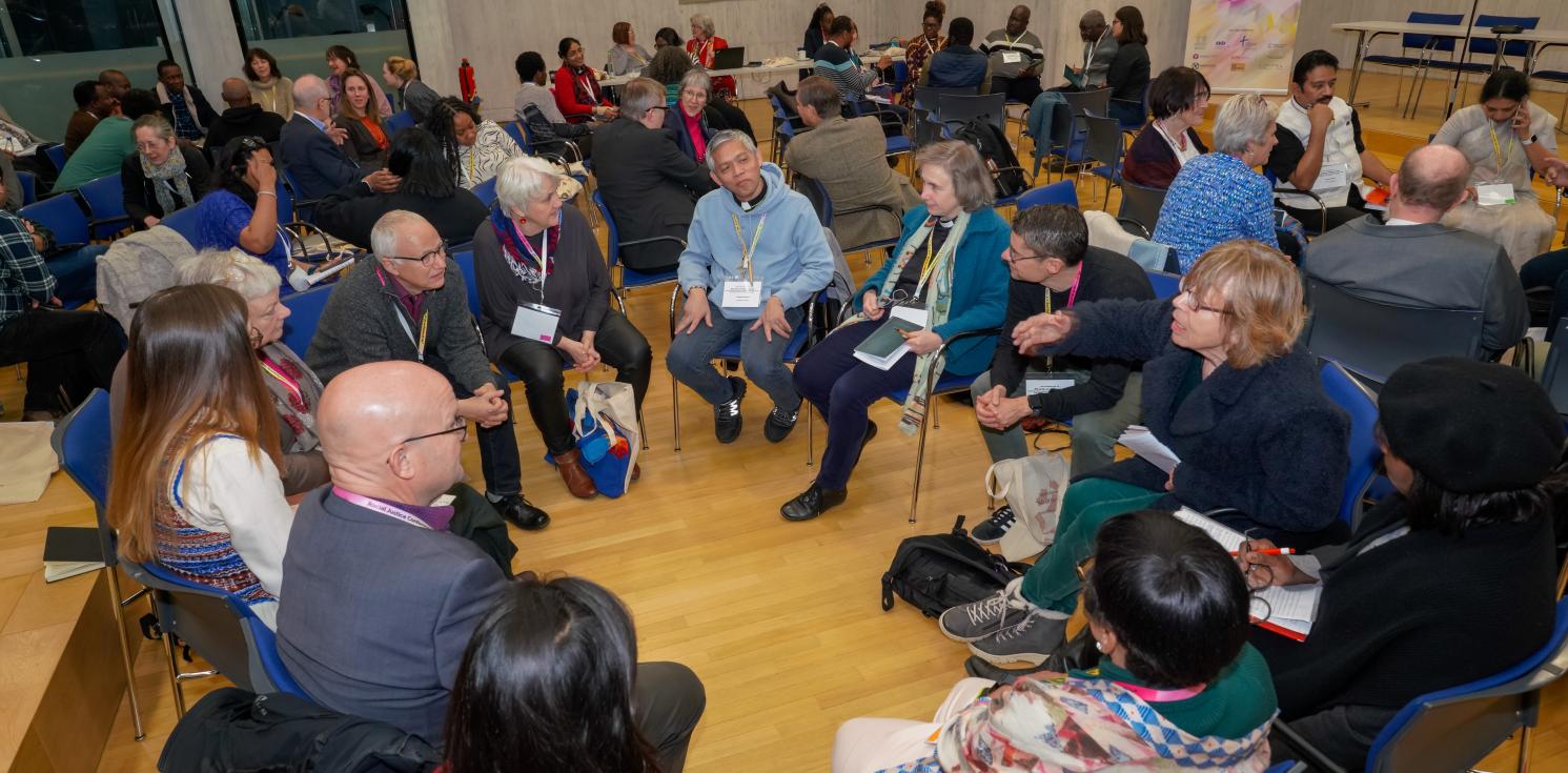 big discussion group