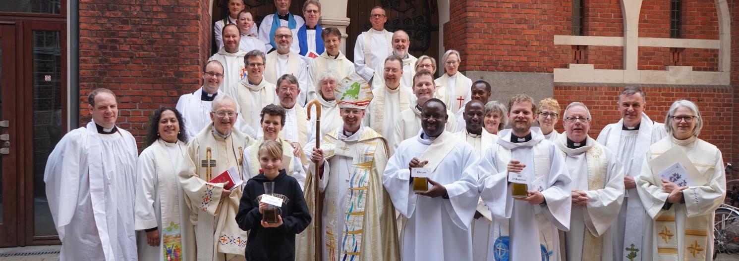 chrism eucharist group photo