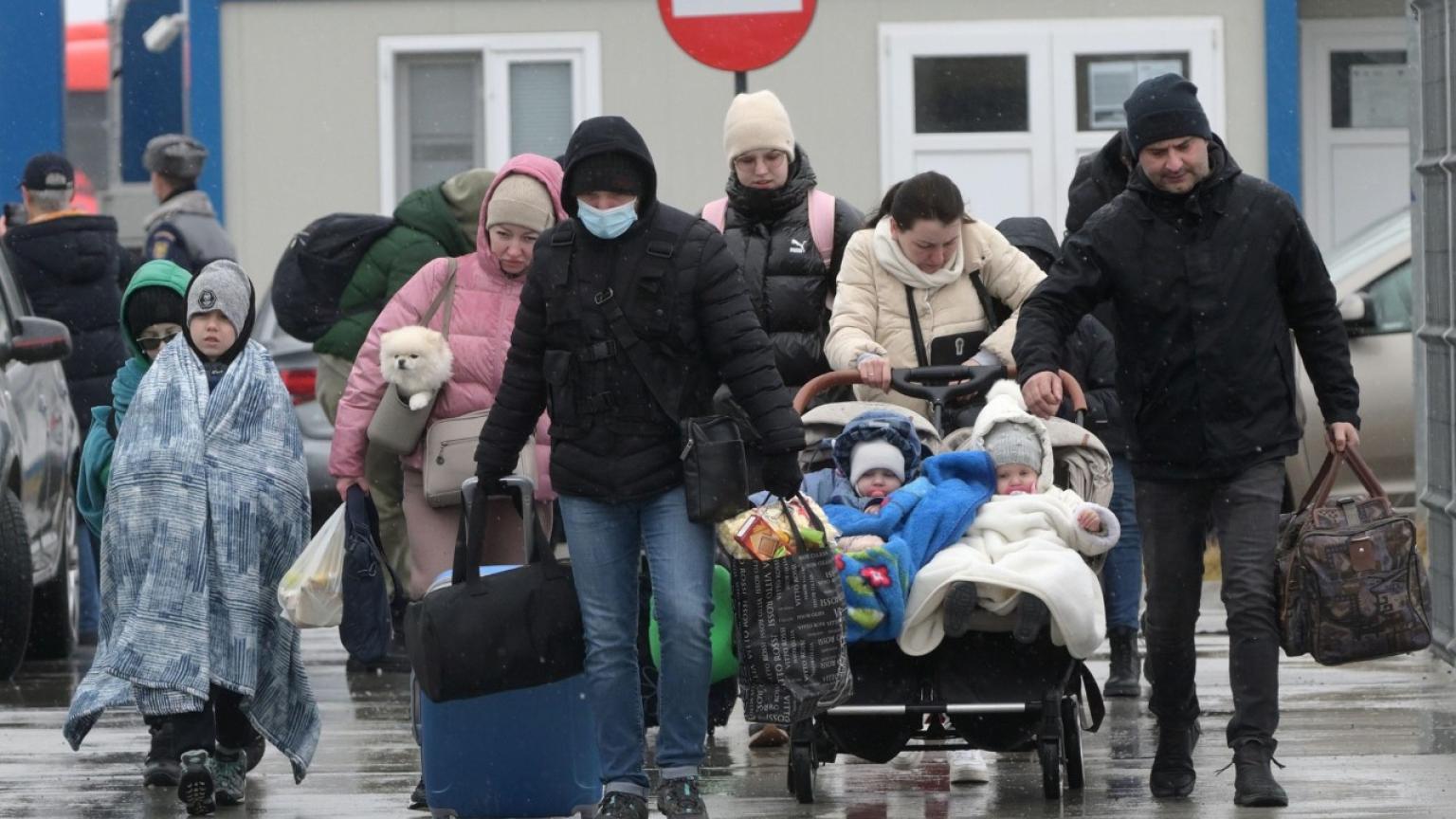Ukrainian refugees and family.