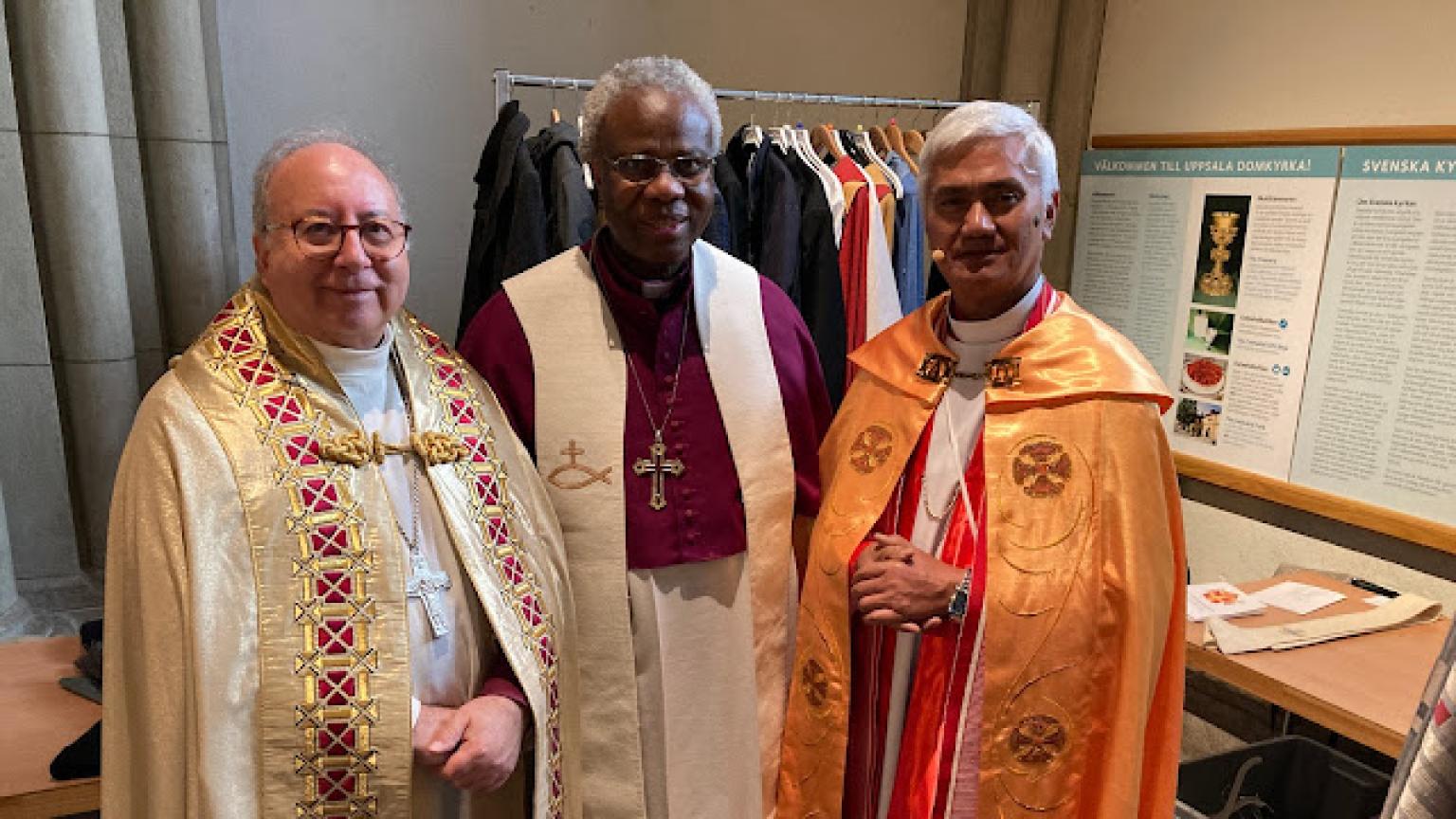Bishop John Okoro and Obispo Maximo Rhee Timbang