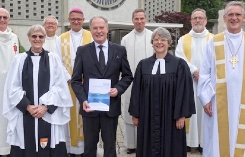 A group of Bishops and Reverends.