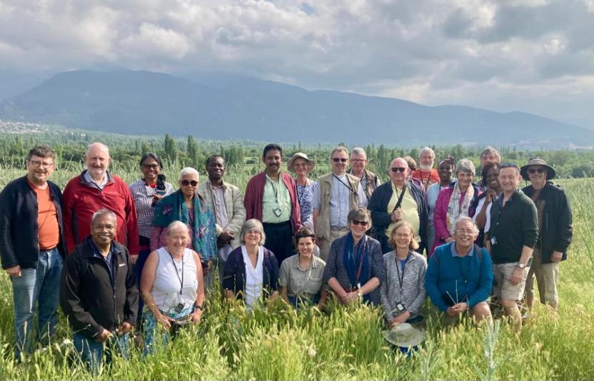 group picture in field