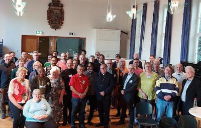 Clergy and lay synod delegates from the Diocese.